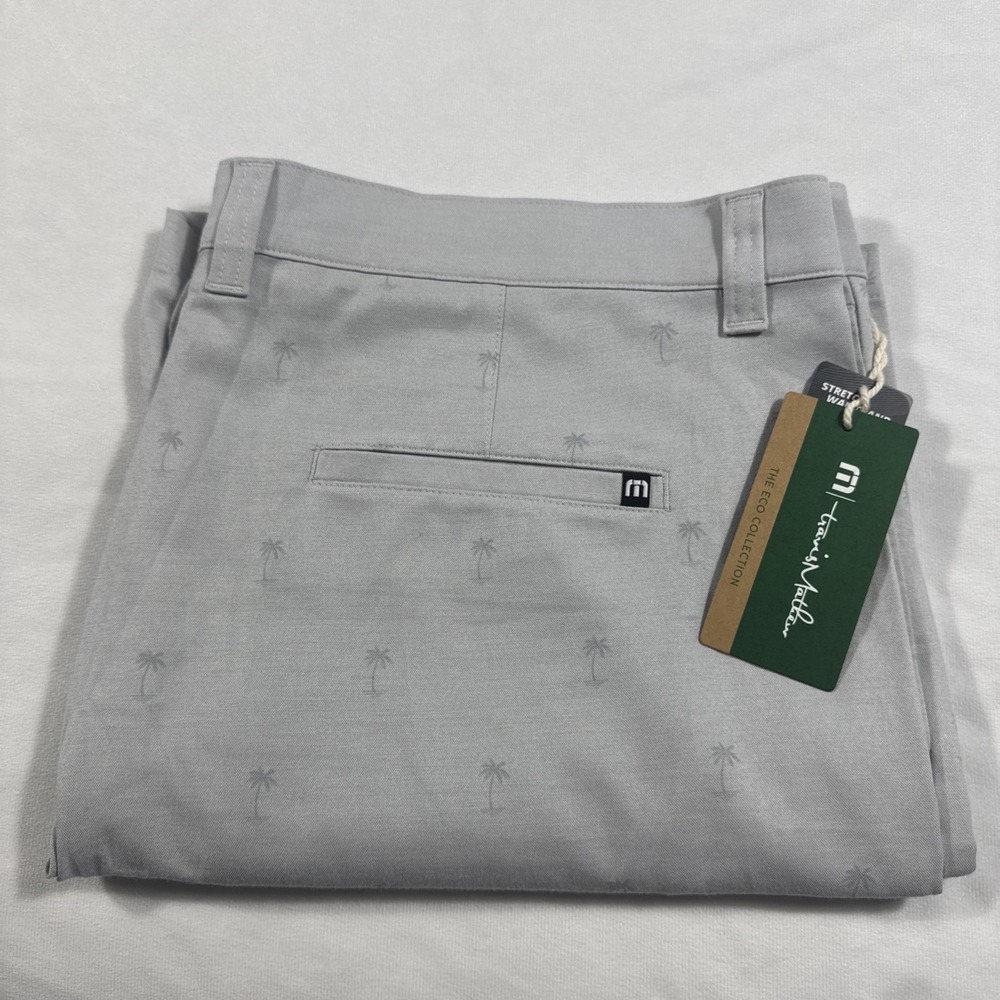 Travis Mathew Resort to This Golf Shorts Mens 40 Gray Palm Print Eco Collection
